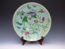 晚清粉青底花卉碟
Late Republic blue colour famillie rose dish