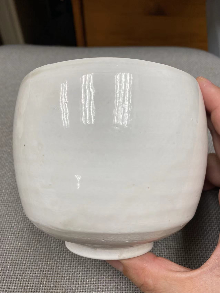 元代霍窯白釉缽                                                                                                        Yuan dynasty Huo white glazed alms bowl 